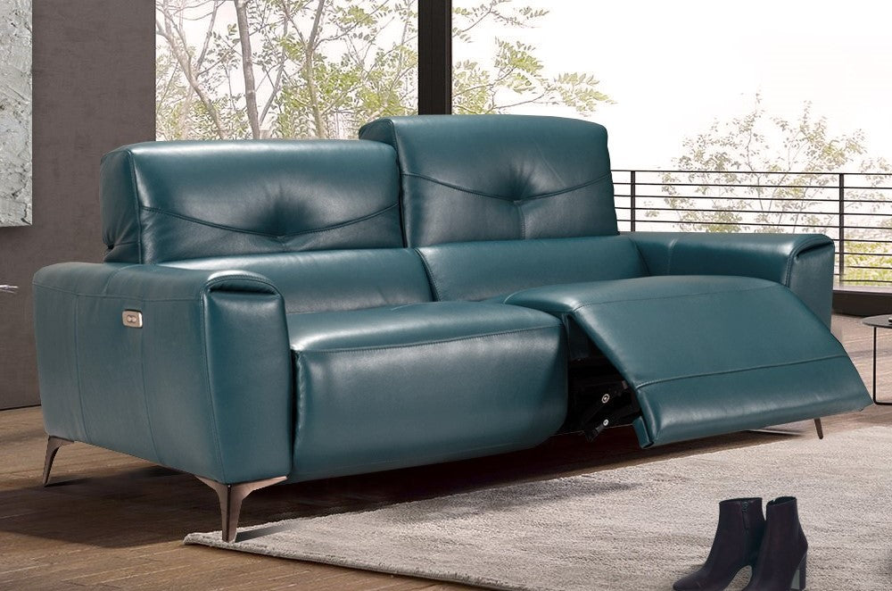 Why Buy Luxury Italian Leather Sofas Over Standard Leather Sofas ?