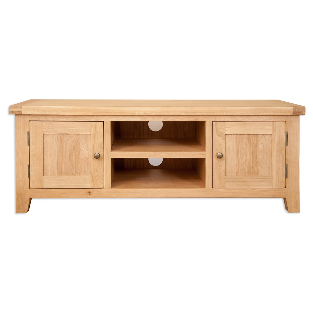 Wiltshire Natural Oak Large TV Cabinet - 134cm - The Furniture Mega Store 