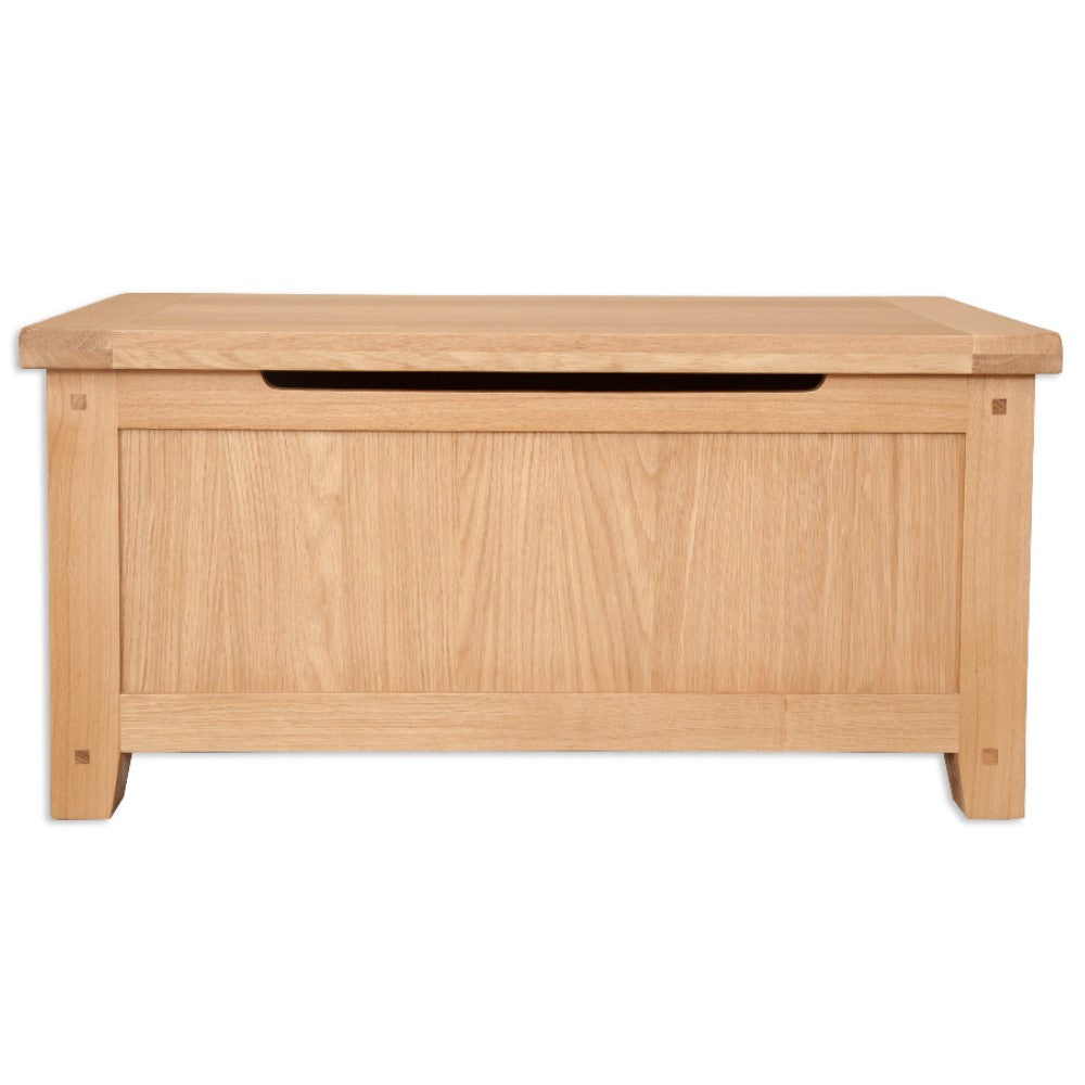 Wiltshire Natural Oak Blanket Box - The Furniture Mega Store 